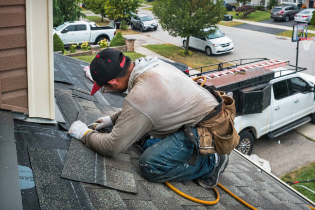 Professional Roofing technician working in Chandlersville, OH